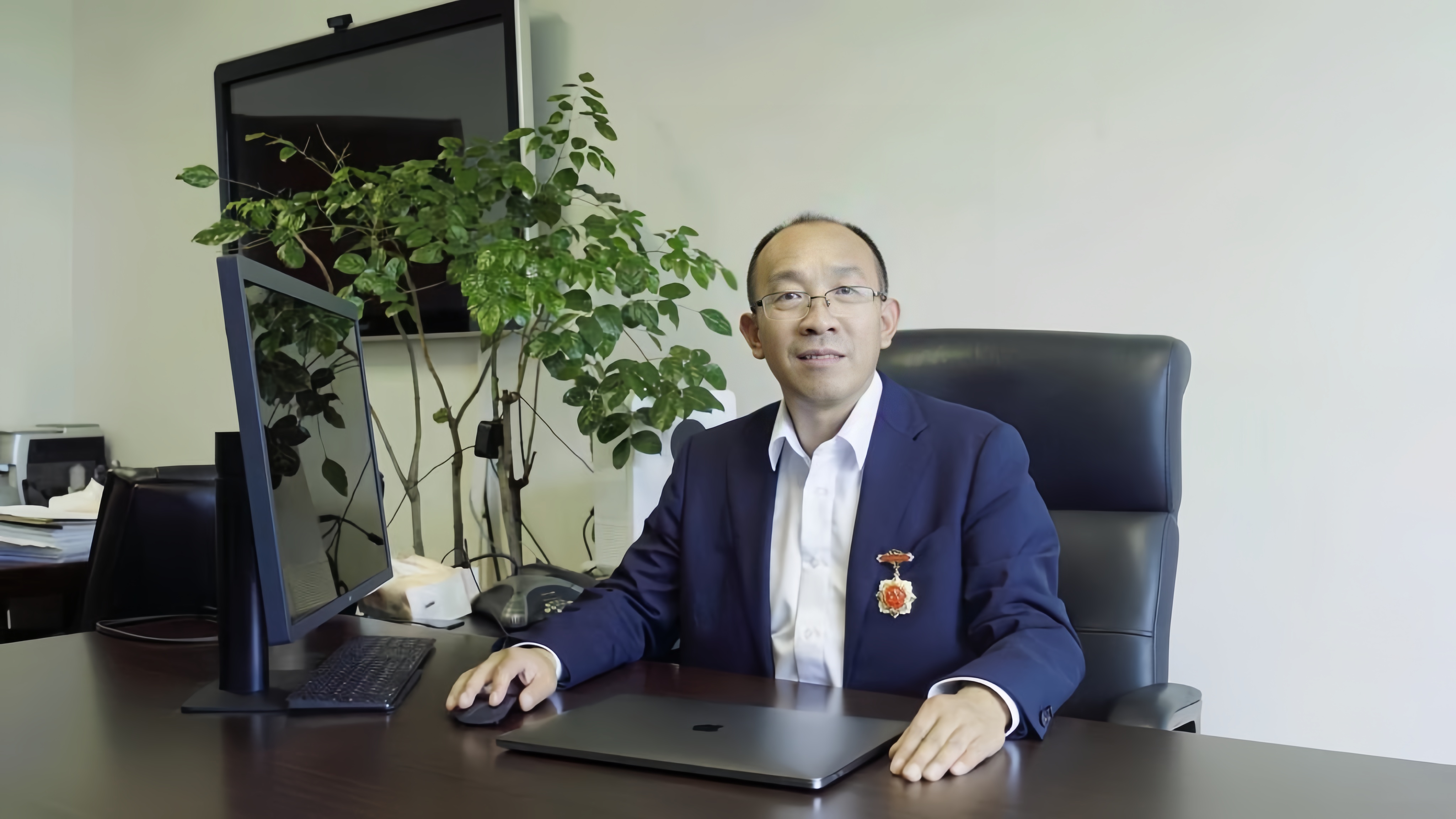 必赢3003no1线路检测中心创新论坛第一千四百八十五讲:金属-有机限域结构可控组装与拟酶催化