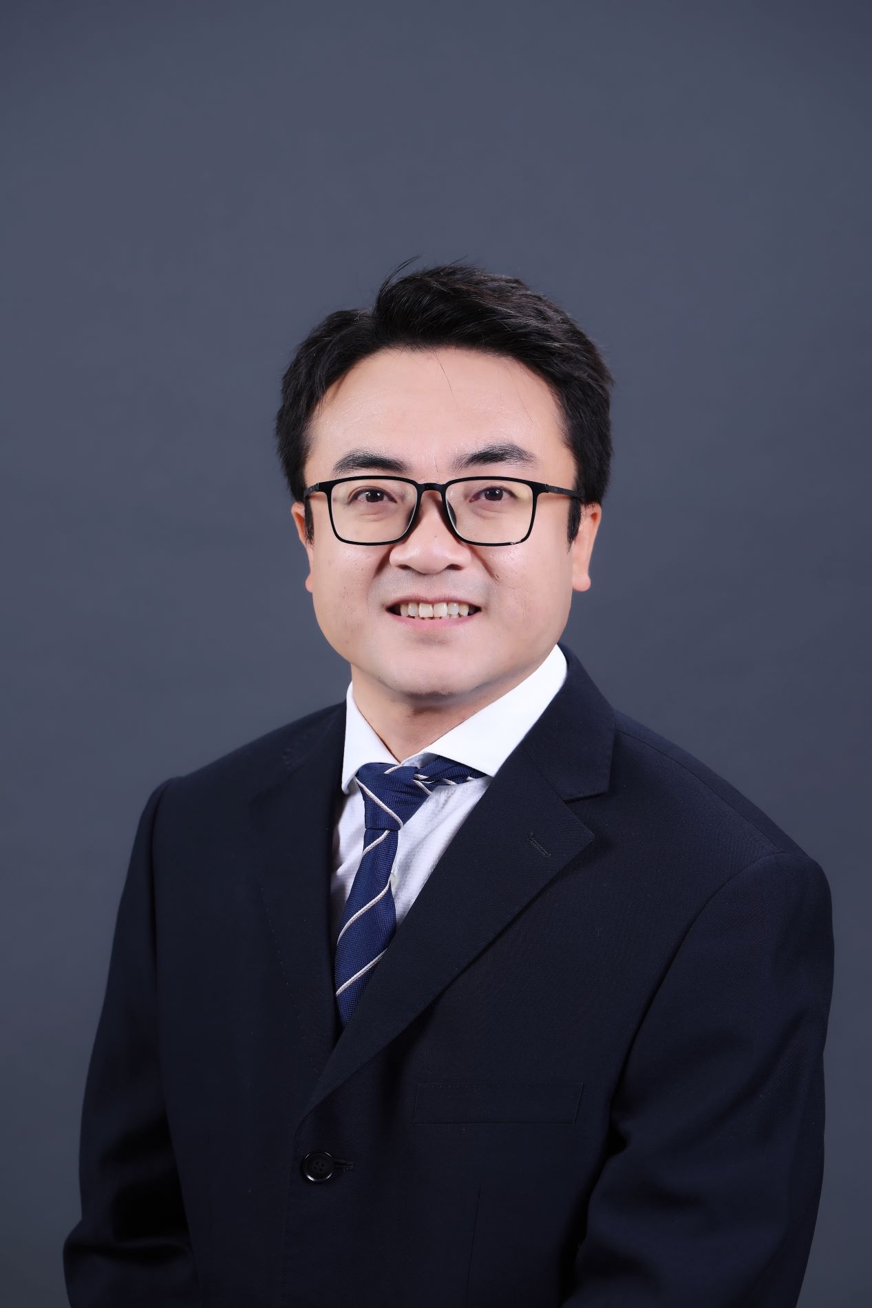 必赢3003no1线路检测中心创新论坛第一千九百零一讲：Deep learning method for very high dimensional parabolic PDEs and HJB equations 