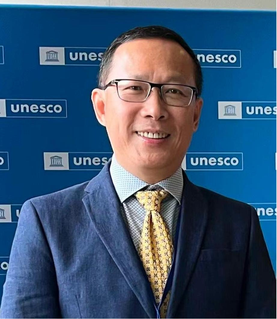 必赢3003no1线路检测中心创新论坛第二千零四十五讲：A Discussion on the Practice of Reasoning in Chinese Mathematics: Mei Wending’s 方程論 Fangcheng lun, a Treatise on Solving “Systems of Linear Equations”