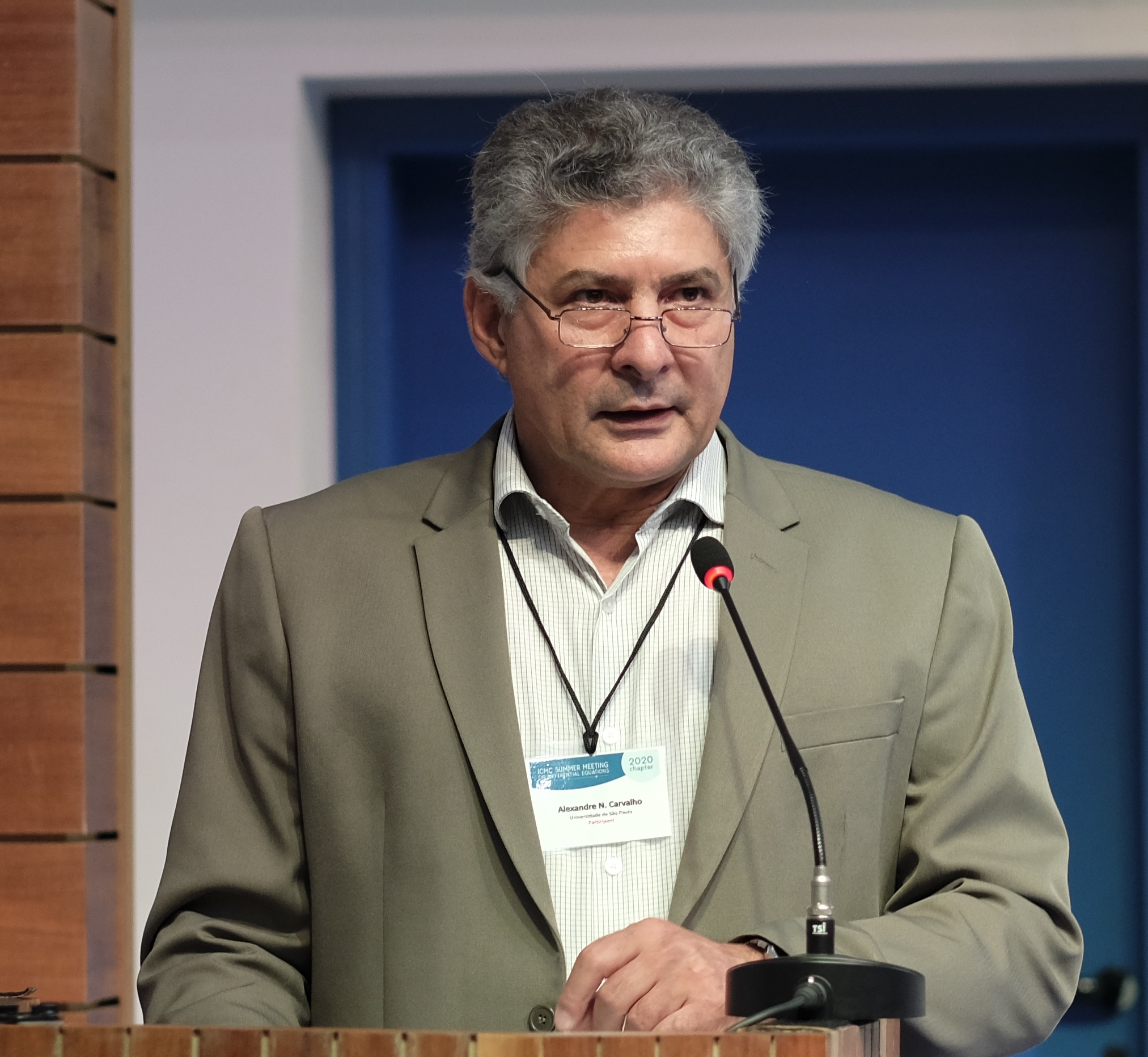 必赢3003no1线路检测中心创新论坛第一千九百六十五讲：Gradient Structure of Cascade Systems under Non-Autonomous Perturbations