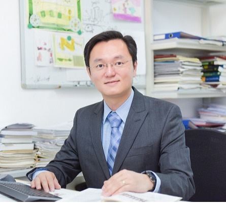 必赢3003no1线路检测中心创新论坛第一千六百五十二讲：植物和绿藻捕光复合物功能调节和生成过程的超分子基础