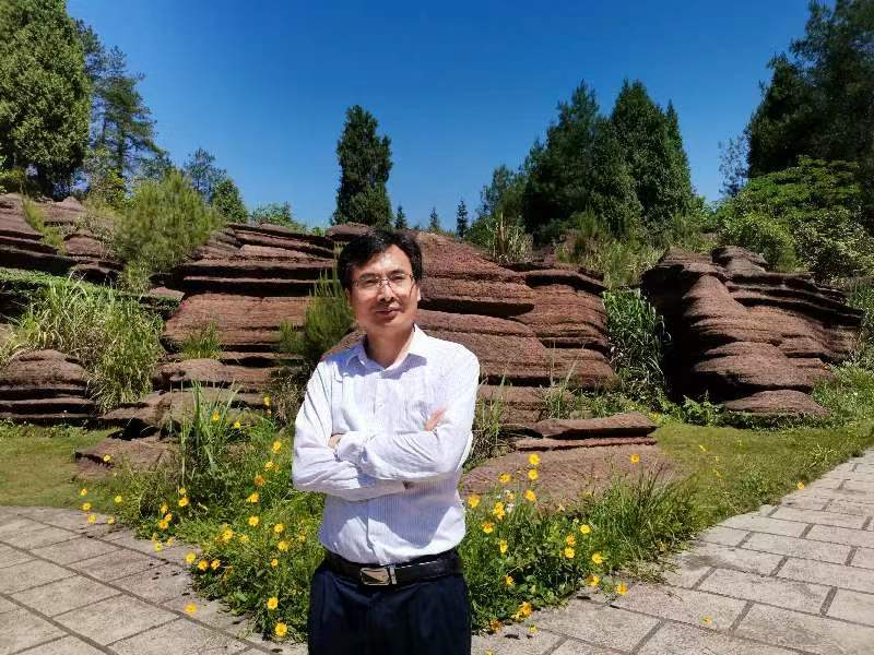 必赢3003no1线路检测中心创新论坛第一千二百九十二讲暨120周年校庆年系列活动: 喀斯特关键带水文过程及其生态效应